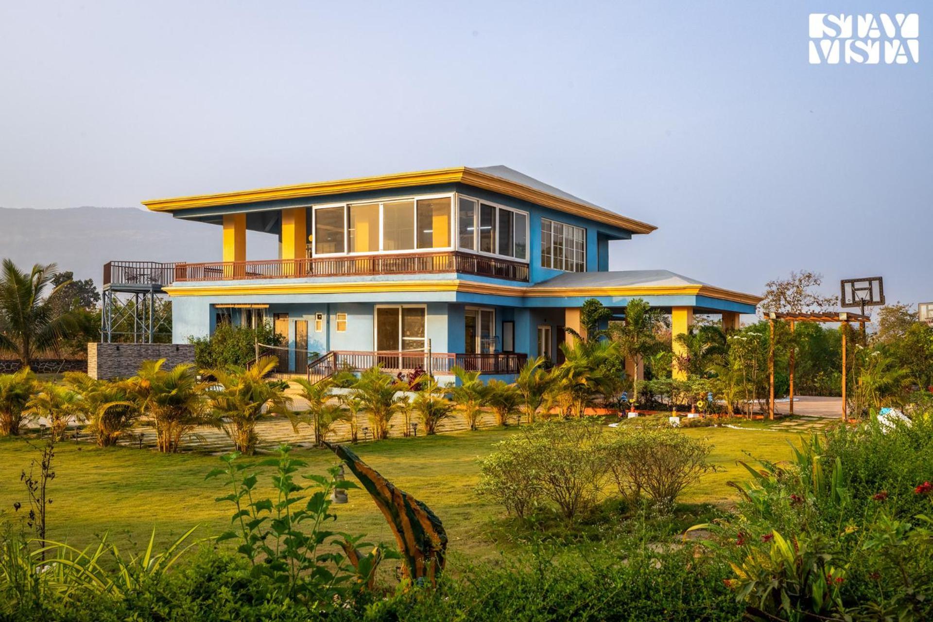 Stayvista'S Hillside Meadows - Mountainside Retreat With Farm View, Pool & Deck, Lawn & Gazebo Chinchavli Eksteriør bilde